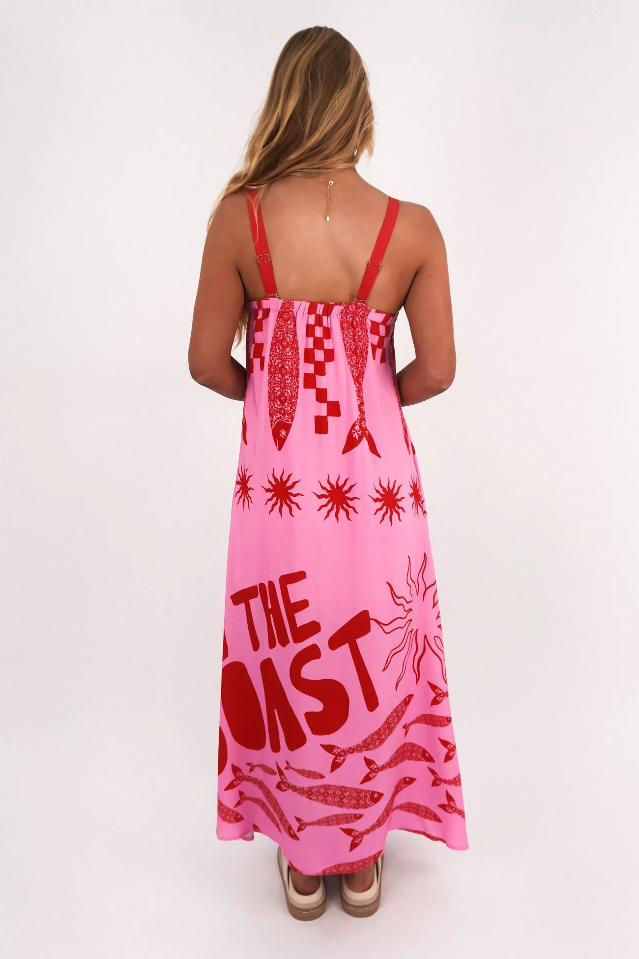 Delicate Lines Chic Wear Rita Midi Dress On The Coast