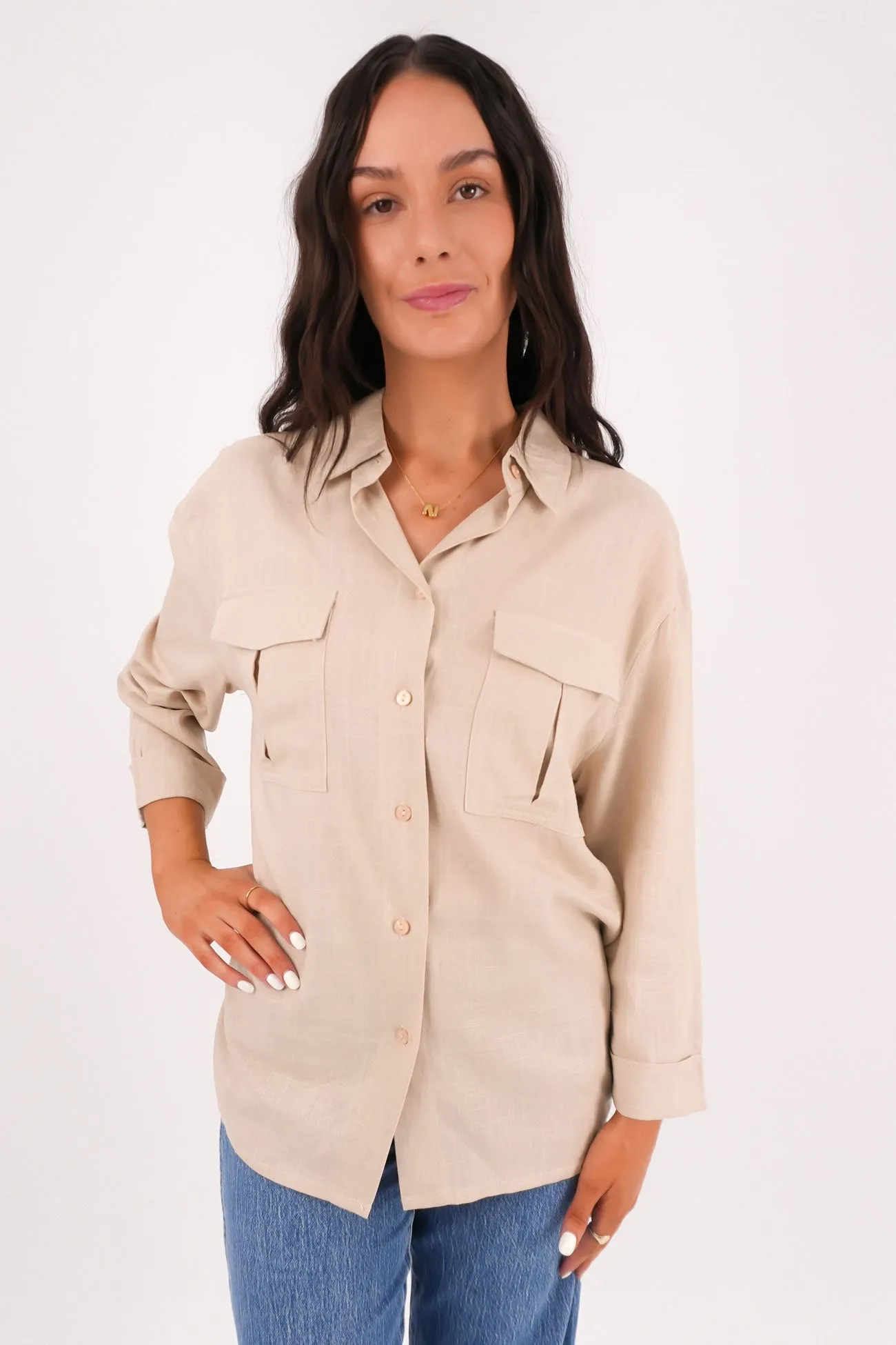 Practical Choice Adjustable Hem Robin Shirt Natural
