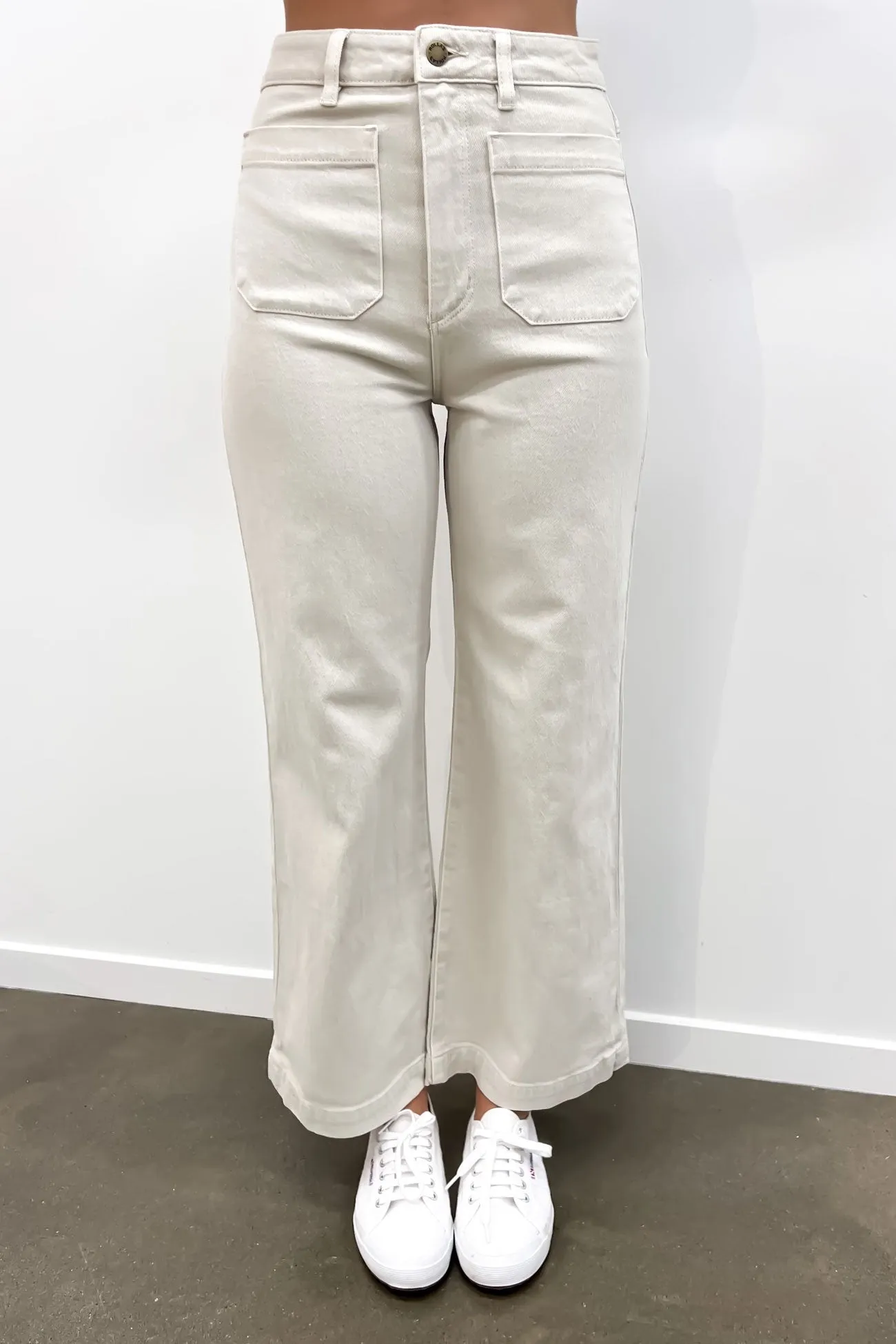 Sailor Comfort Jean Off White Sunny Vibes Casual Outfit Ready Style