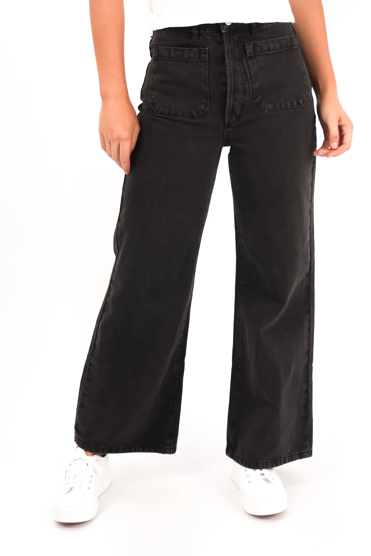 Sailor Jean Stone Black Eco Friendly Chill Outfit Road Trip