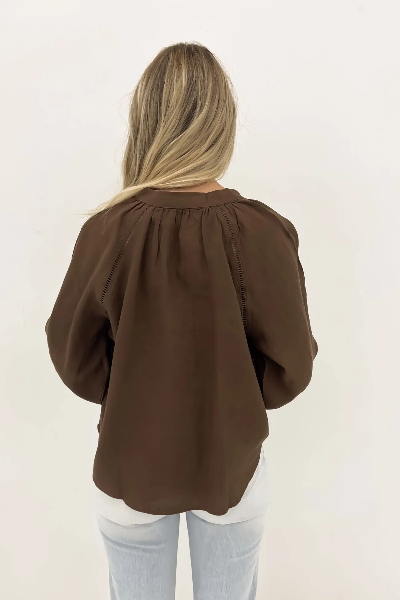 Sardinia Blouse Cafe Noir Elbow length cuff Frame