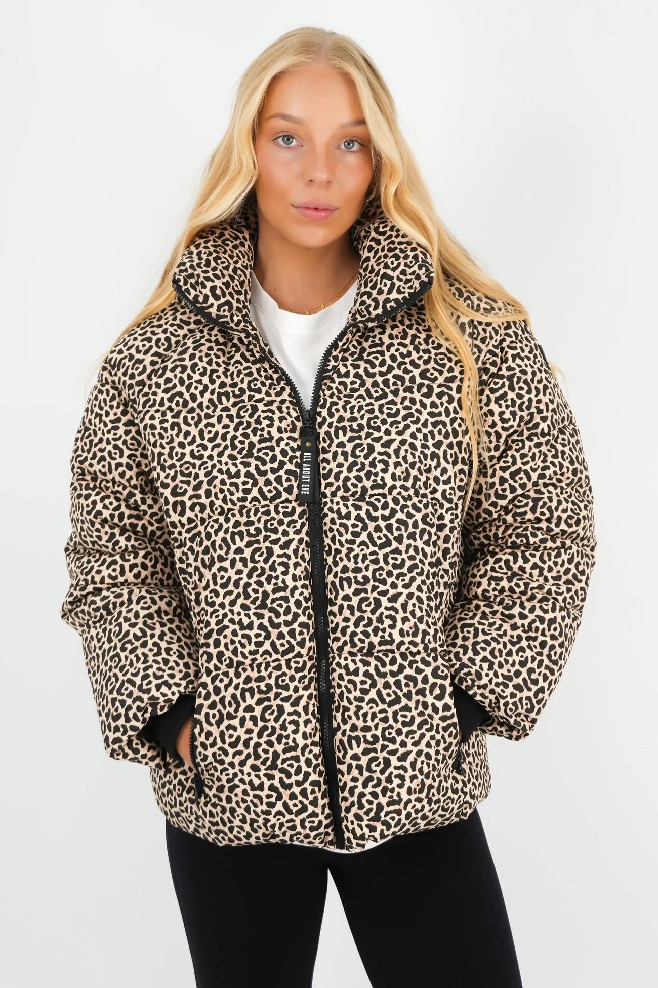 No Roll Collar Technology Savannah Puffer Print