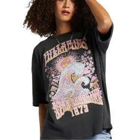 Complementary Colors Non Restrictive Silhouette Women's Stay Sunshine Tee