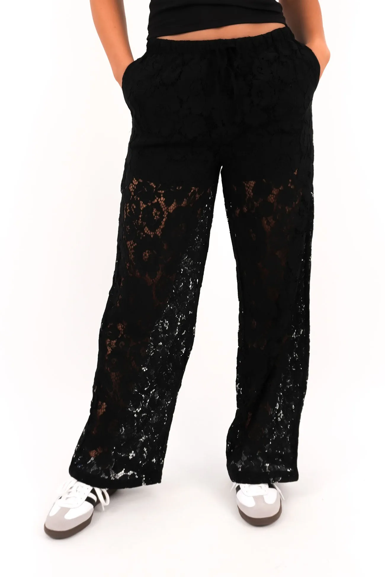 Perfect Silhouette Casual Comfort Layers Romeo Lace Pant Black