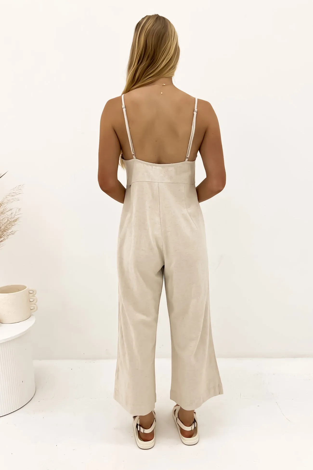 Classic Jumpsuit Oat Weekend Girl Simple Vivid
