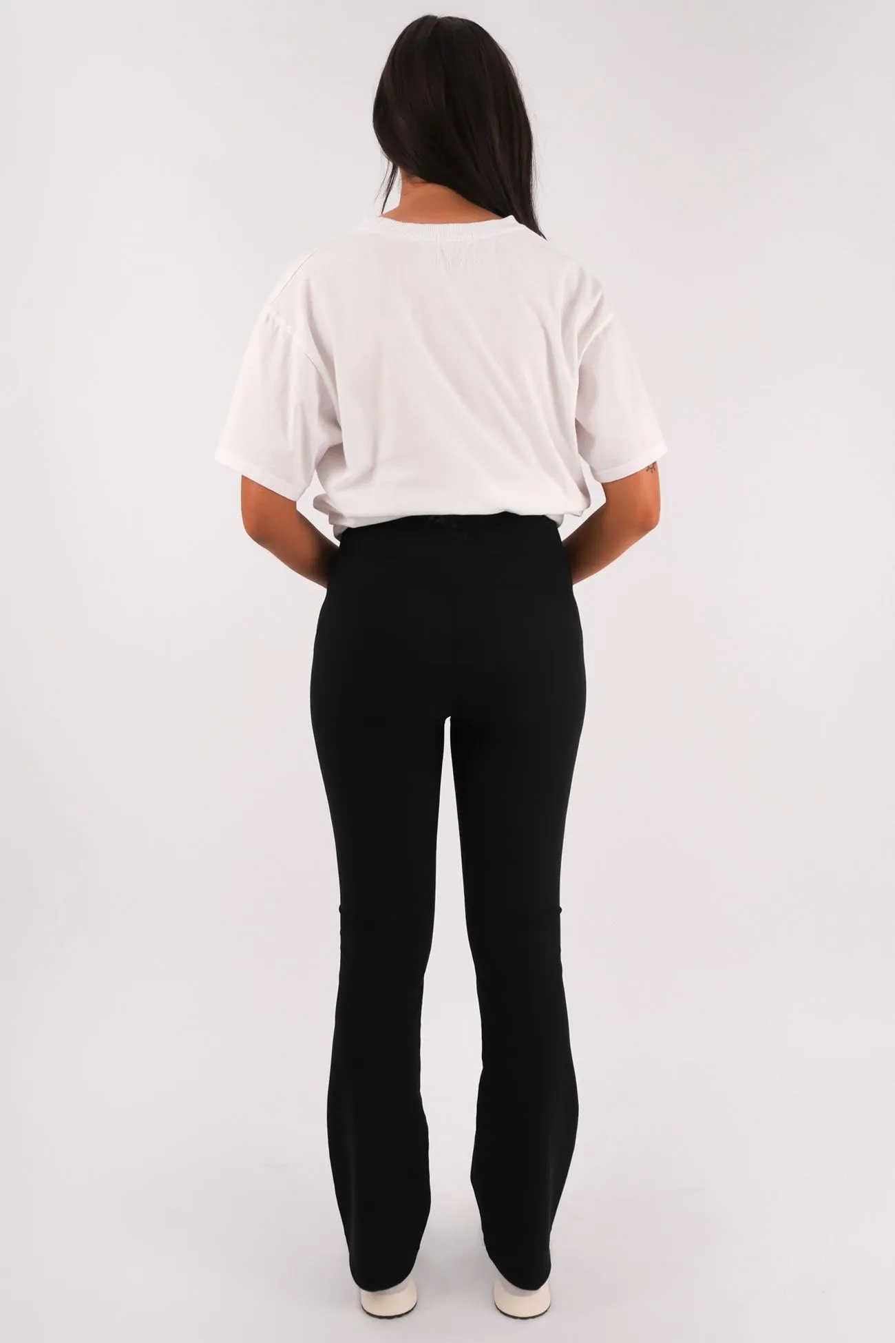 Essential Wearable TaglessLabel Active Rib Flare Legging Black