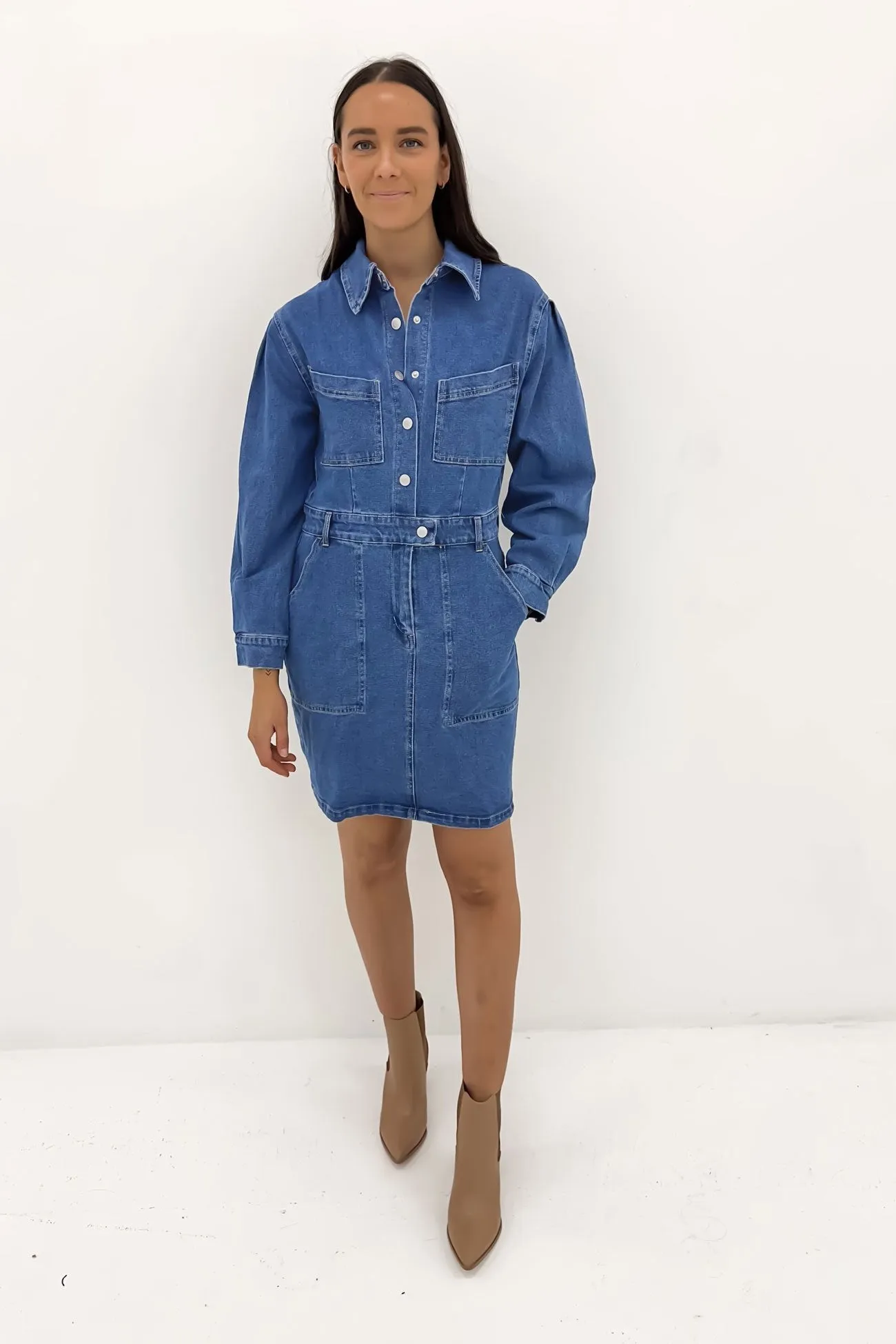 Gabrielle Denim Long Sleeve Dress 80 Wash Straight-Cut ComfortFitDesign