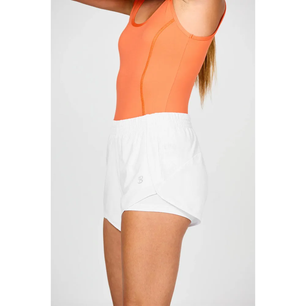 Art Glow Smooth Finish Sofibella Women's UV Staples 3.5" Inseam Short - White