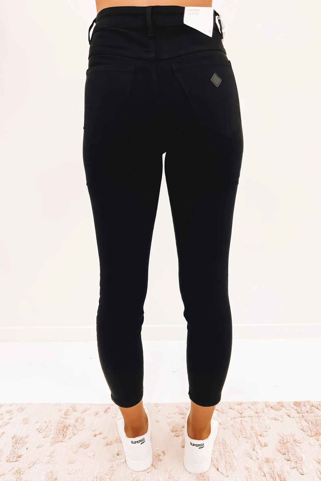Sharp Comfort A High Skinny Ankle Basher Petite Jean Black Magic