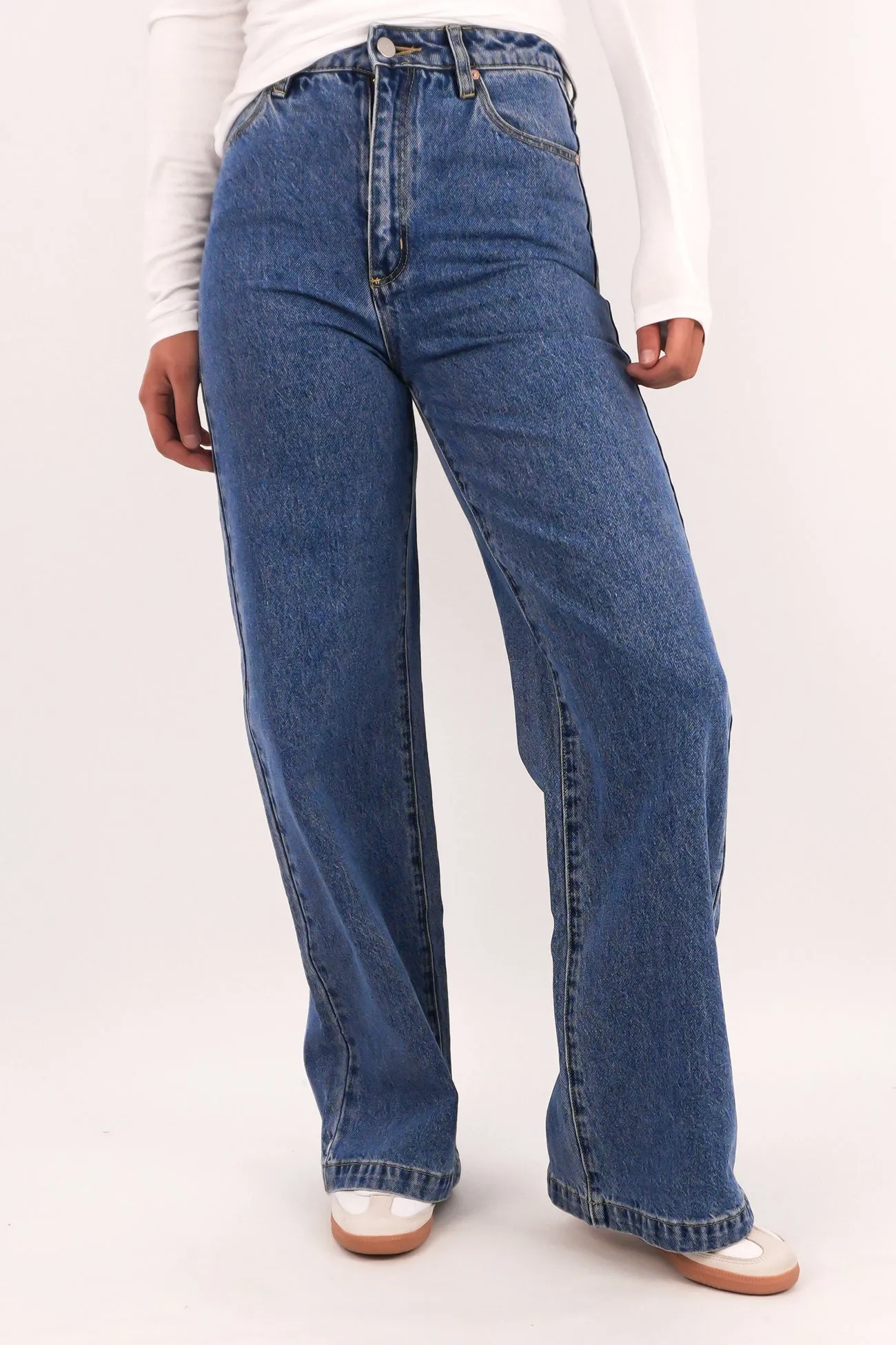 A 94 Wide Jean Eva OG Traveler Gear Winter Warmth Smooth