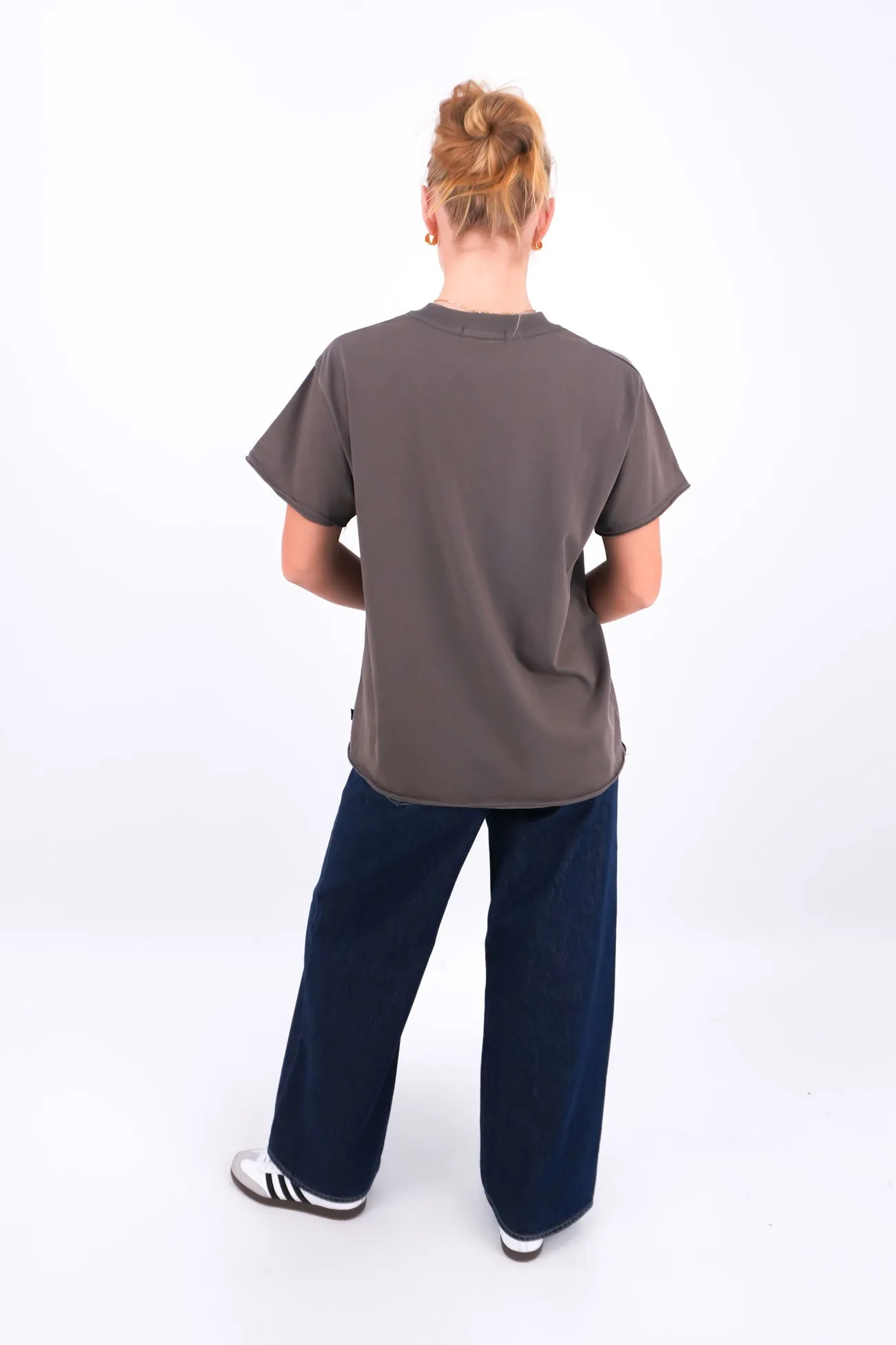 insulated Eclipse Relaxed Tee Charcoal