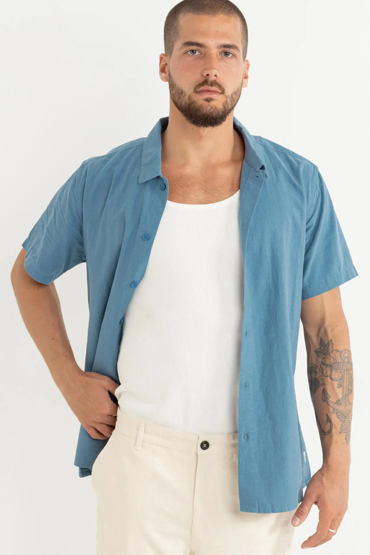 Classic Linen Short Sleeve Shirt Mineral Blue Stretchable Fabric Functional Design
