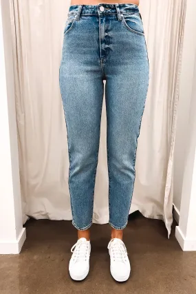 A 94 High Slim Jean Lizzie Y2K Brushed Interior Iconic Outfit