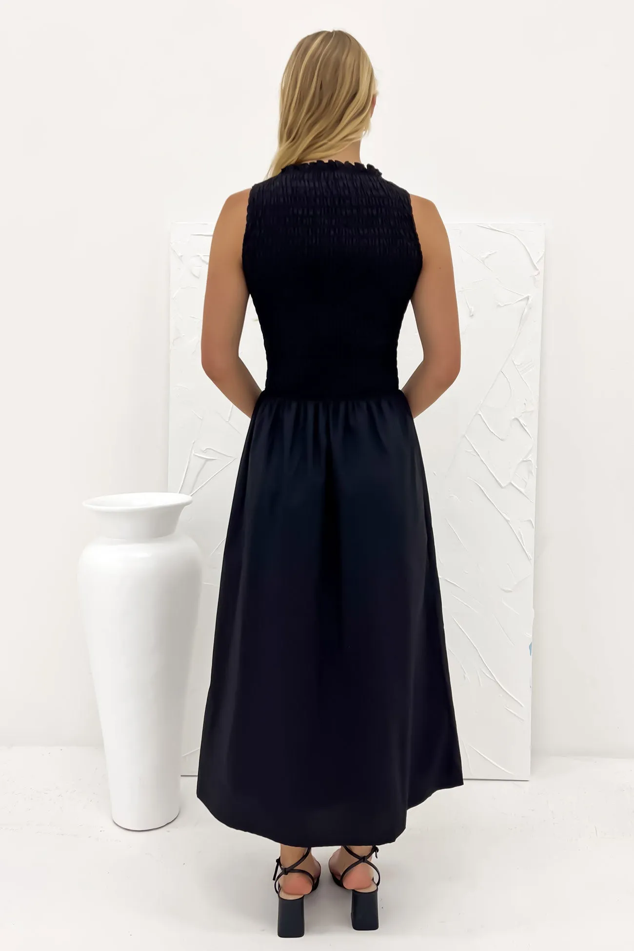 Karina Midi Dress Black Youthful Style Spring Mood