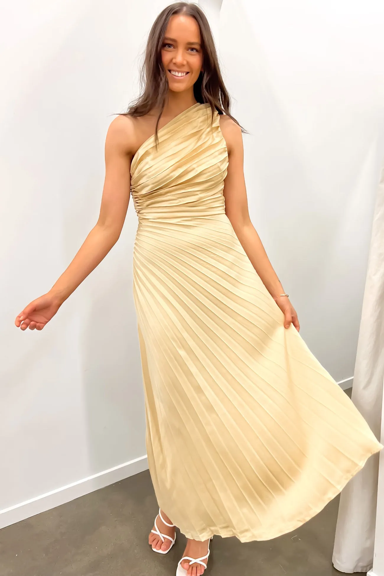 Bold colors Caralee Midi Dress Gold