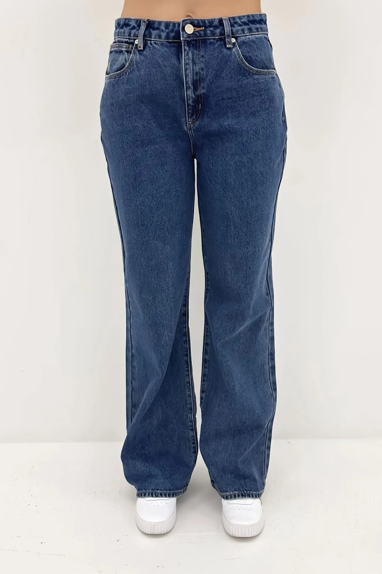 Shopping Day Outdoor Enthusiast A 95 Baggy Jean Bella