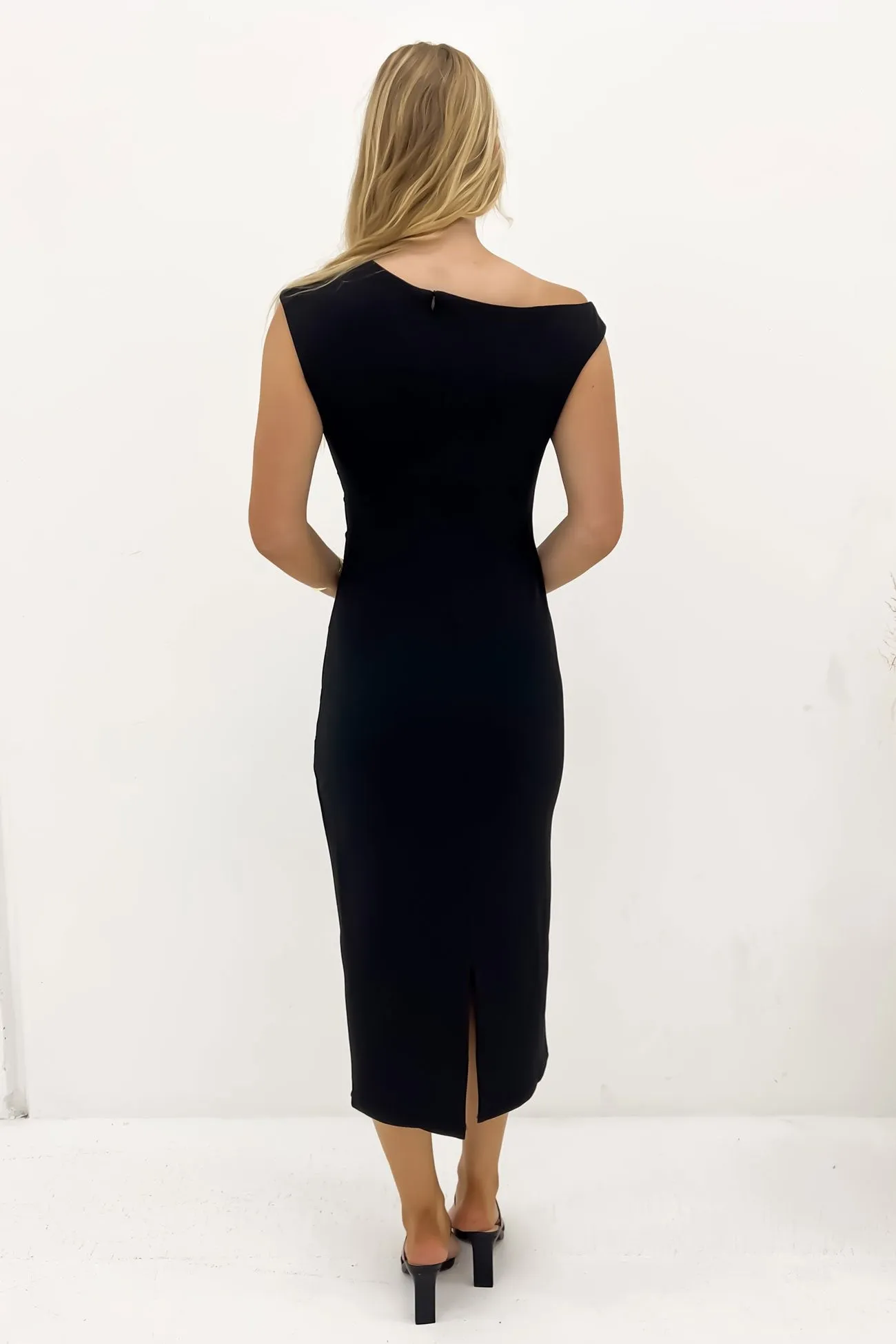 Trendy Everyday Sylvie Midi Dress Black