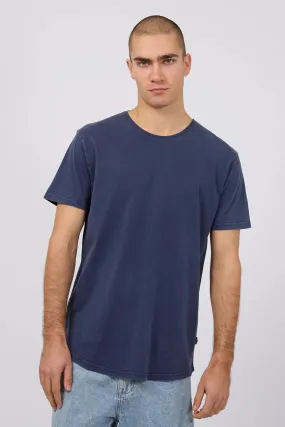 Comfortable Look Layering Options Tail Tee Navy