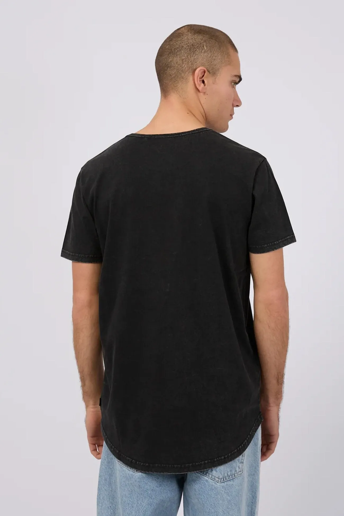 Stretchable Armholes Outdoor Adventure Tail Tee Washed Black