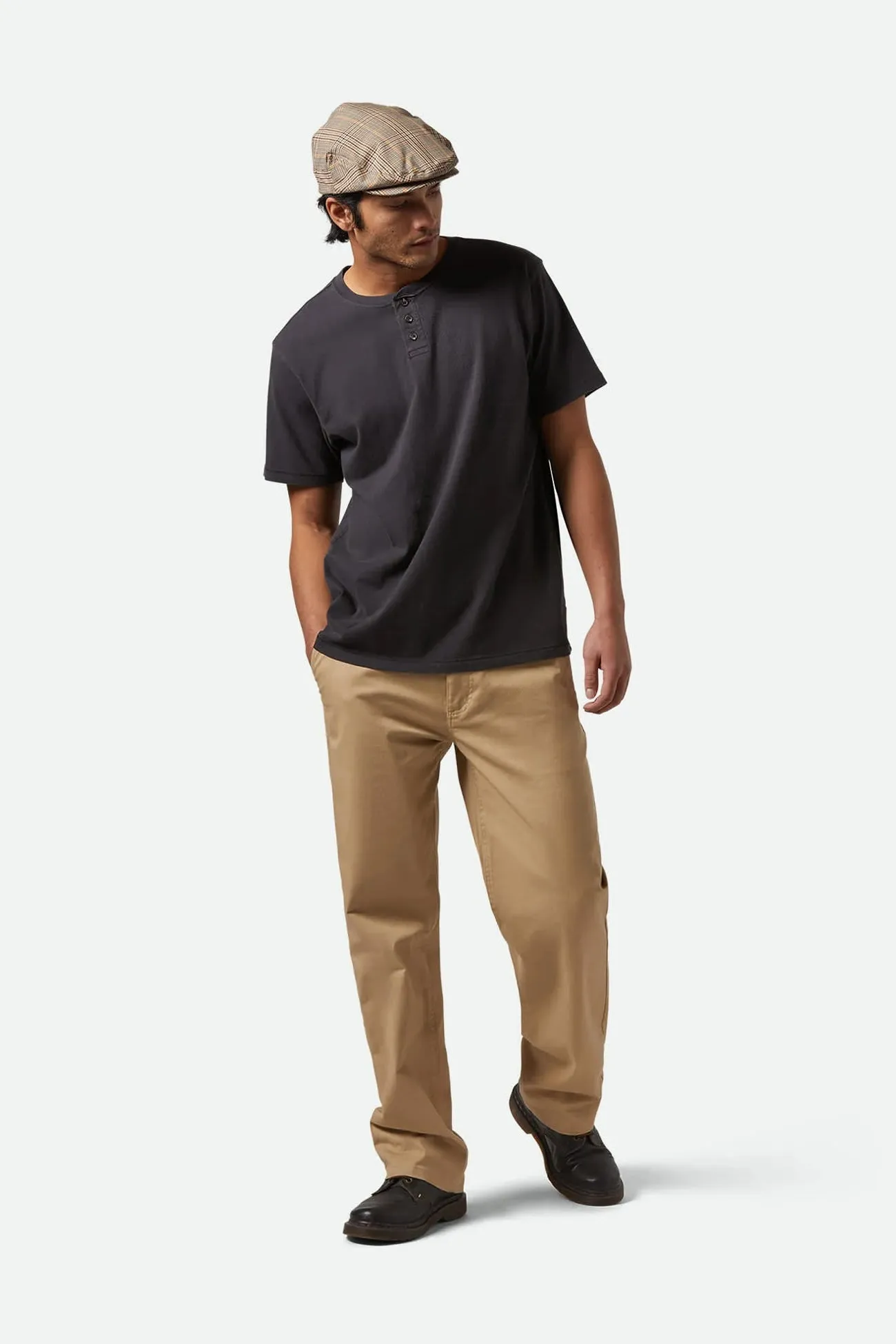Polished Finish Relaxed Comfort Vintage Reserve Short Sleeve Henley Black Sol Wash