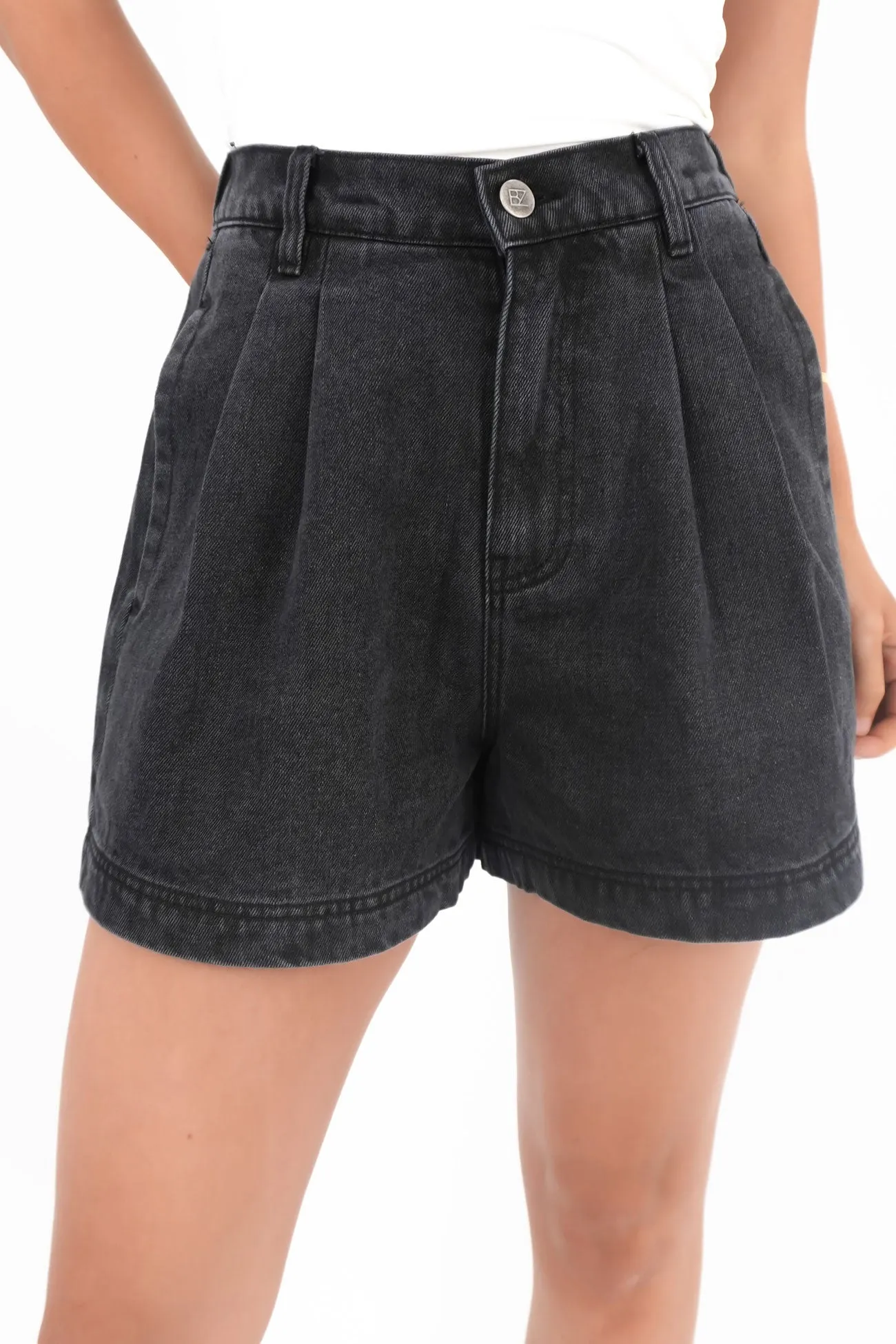 Comfortable Shorts Eco Certified Dye Tatum Denim Short Washed Black