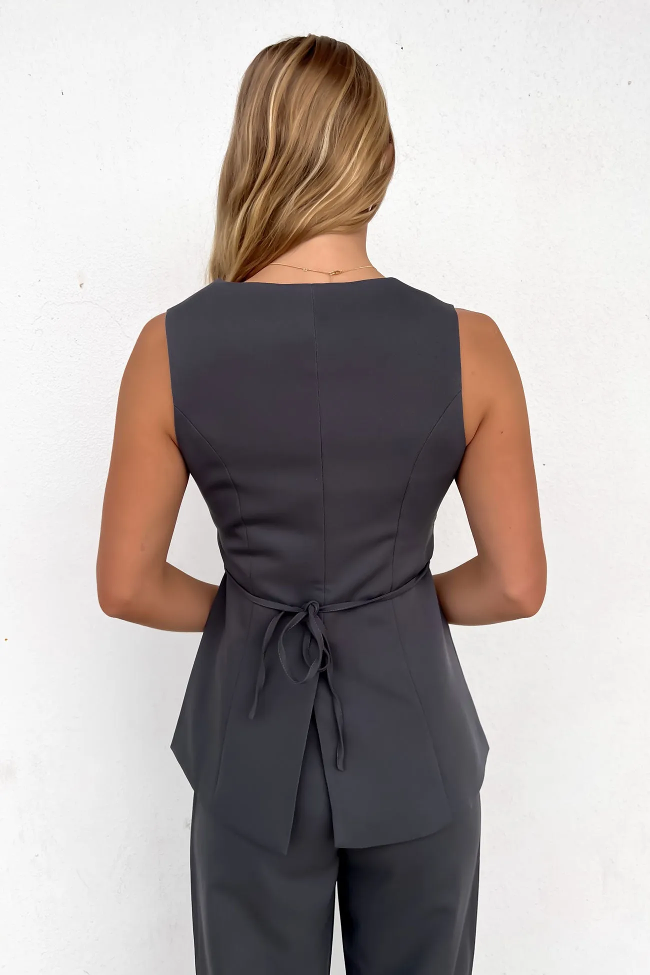 Temperature Regulating Fabric site Tegan Vest Grey