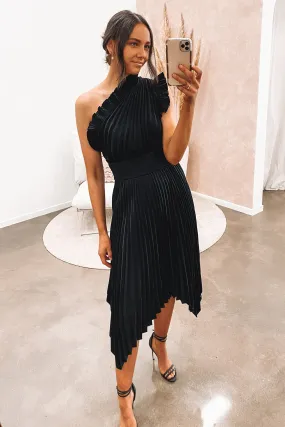 Soft fabric piece Vibe Choice The Lady Like Midi Dress Black