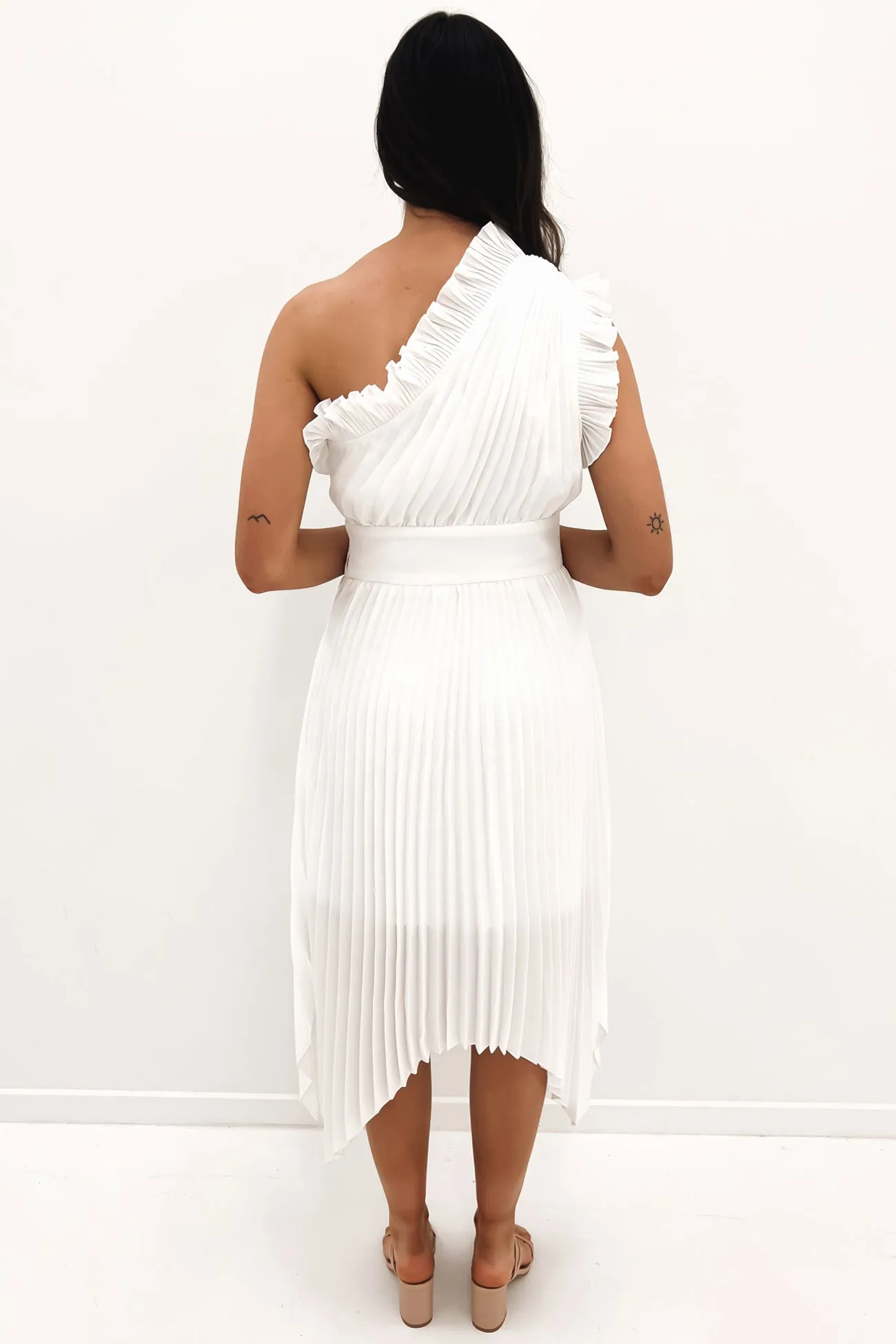 The Lady Like Midi Dress White Flexible Comfort Quilted-Lining