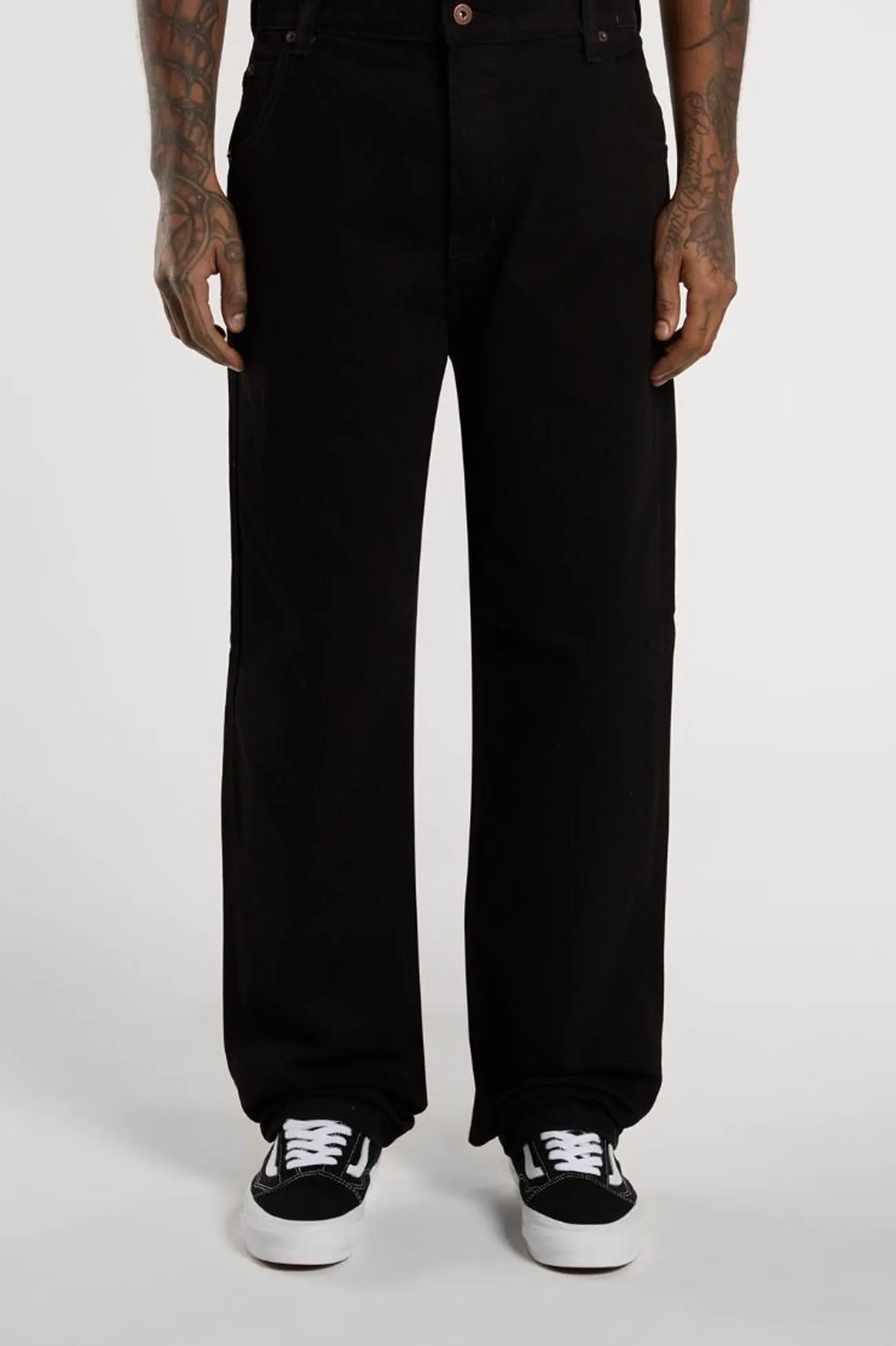 Thomasville Denim Jean Rinsed Black Classic Outfit Evening Stroll Urban Explorer