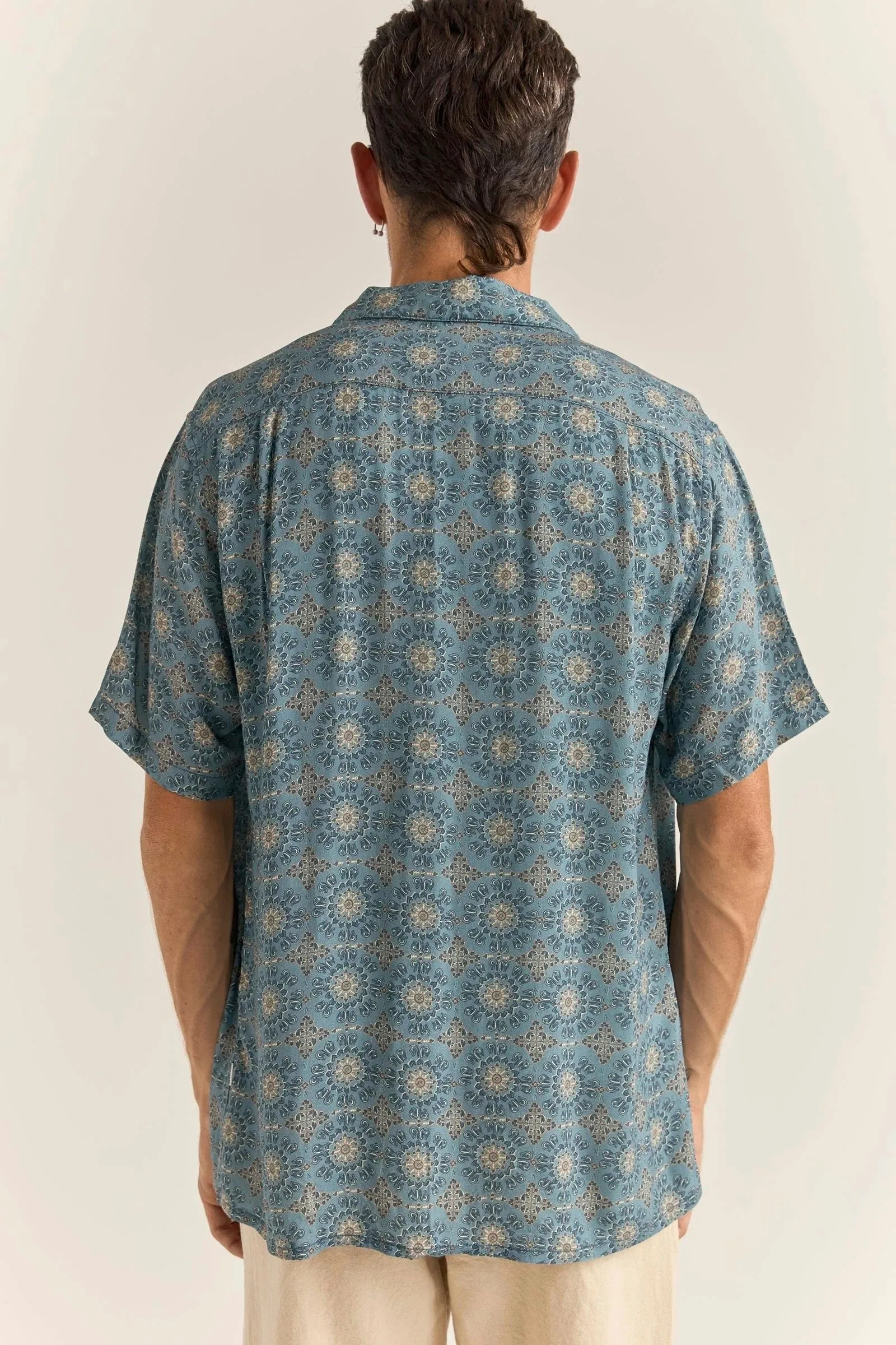 Flexible Material Bamboo Fiber Blend Tulum Short Sleeve Shirt Slate