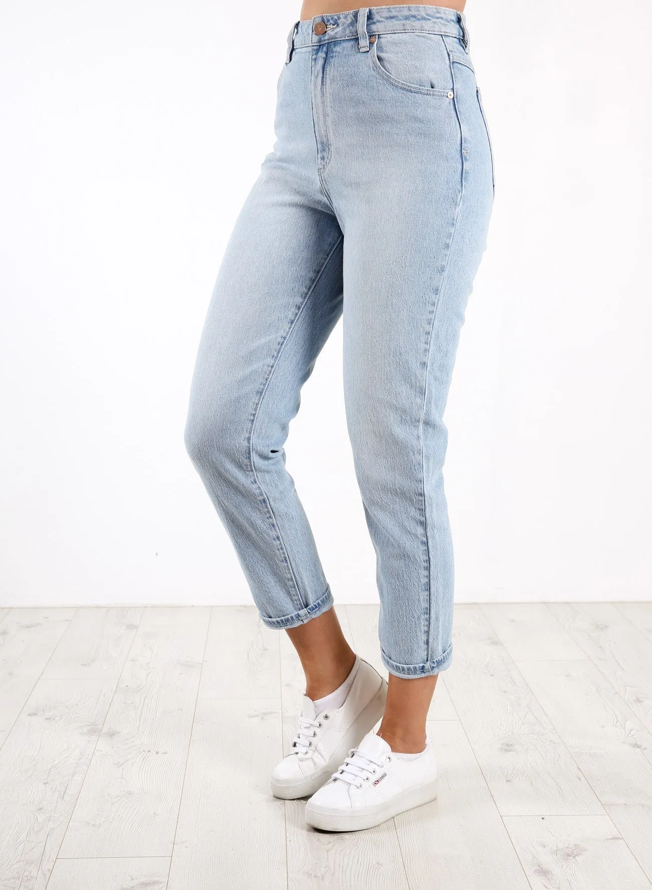 A 94 High Slim Jean Gina Travel Light