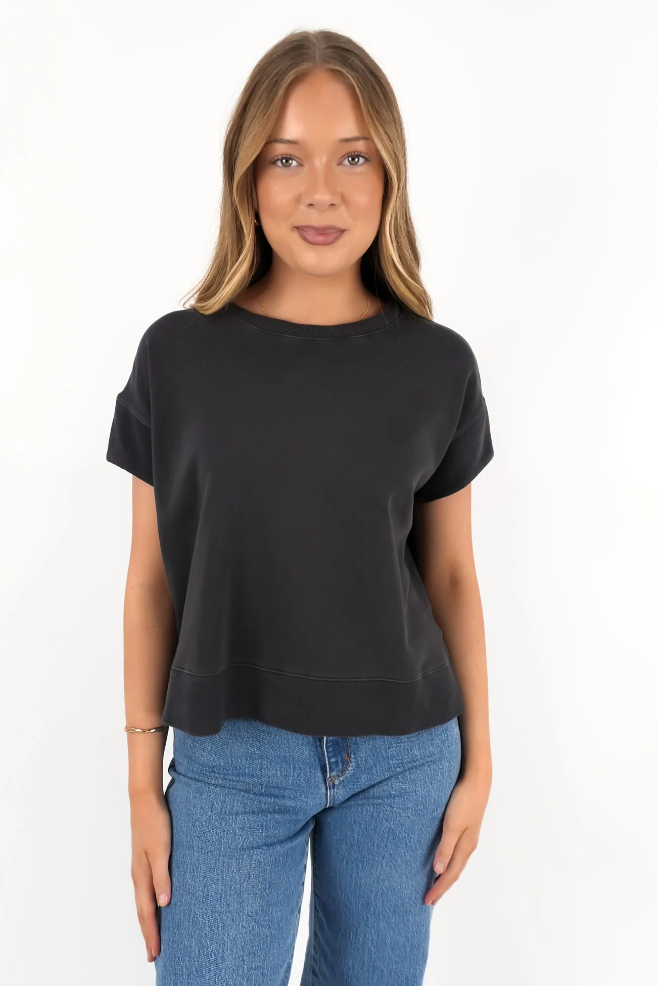 Hustler Tee Charcoal Breathable Essentials Light Breeze
