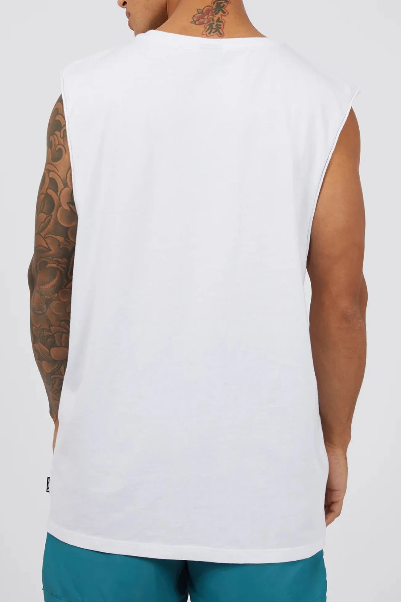 Courtside Muscle White Revolutionary