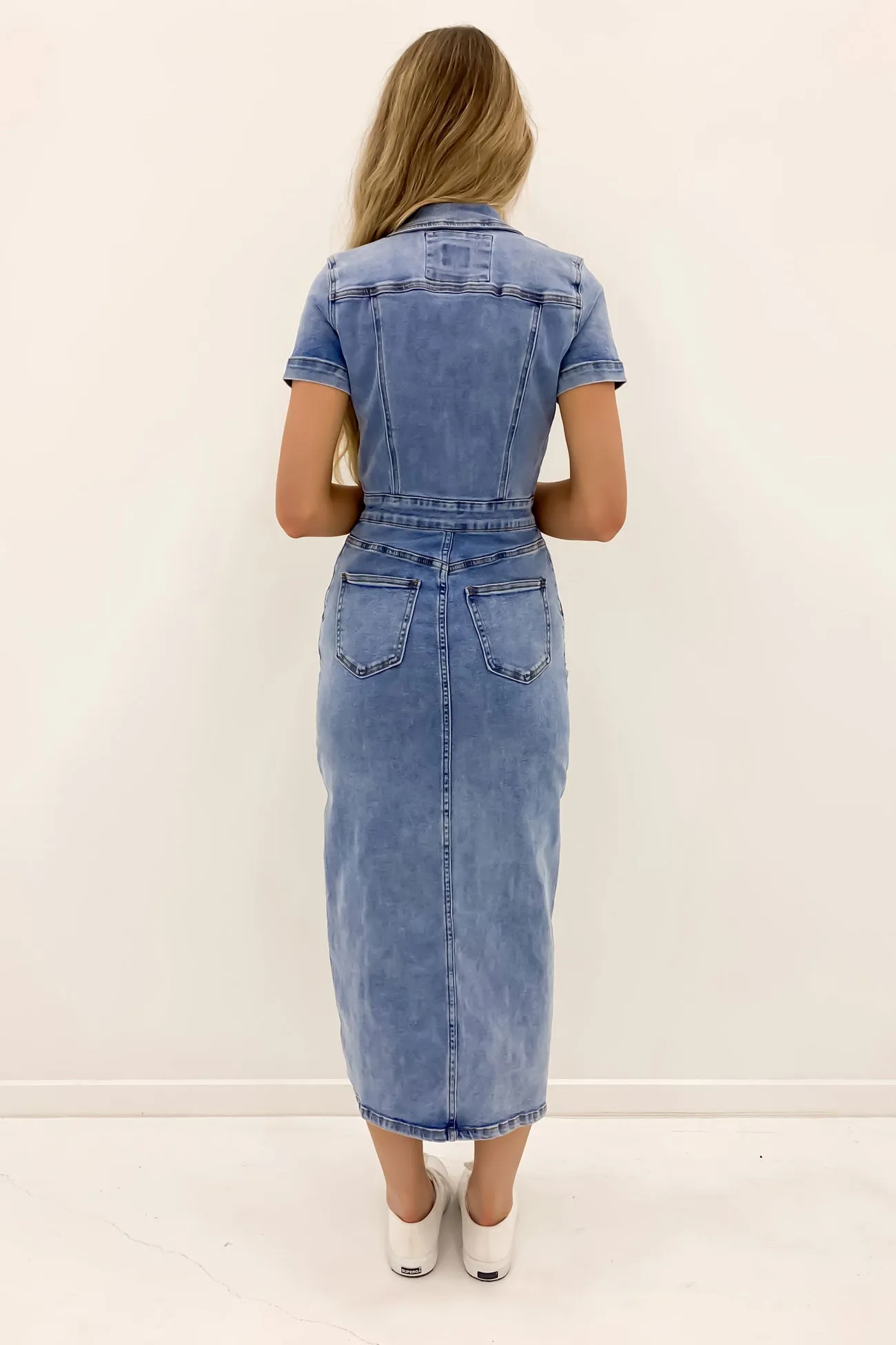 Artistic Edge Boston Midi Dress Light Blue