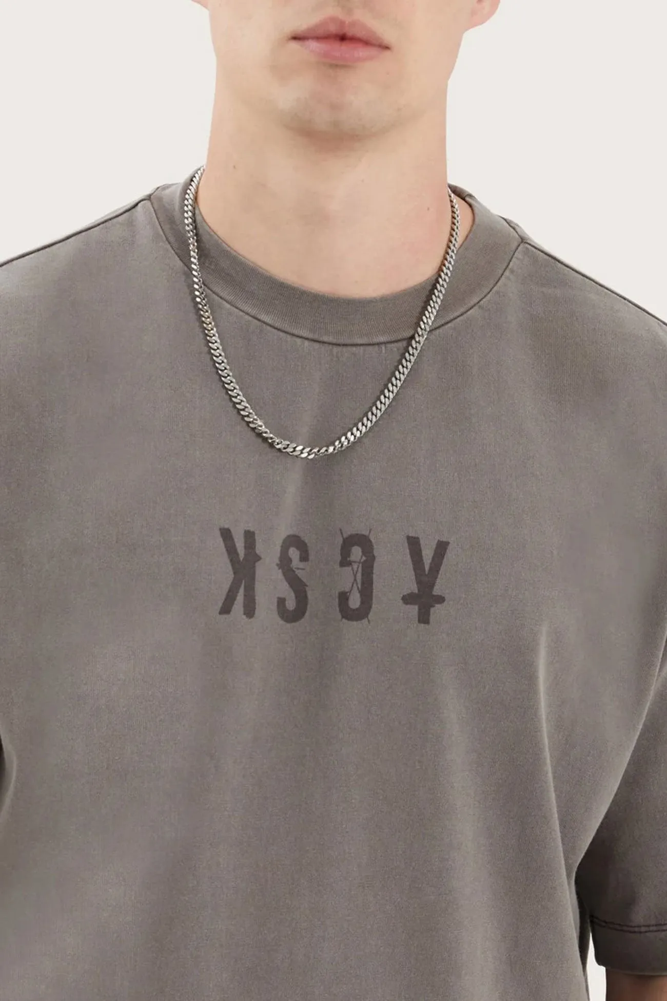 West Oversized Tee Pigment Iron Non Irritating Tags