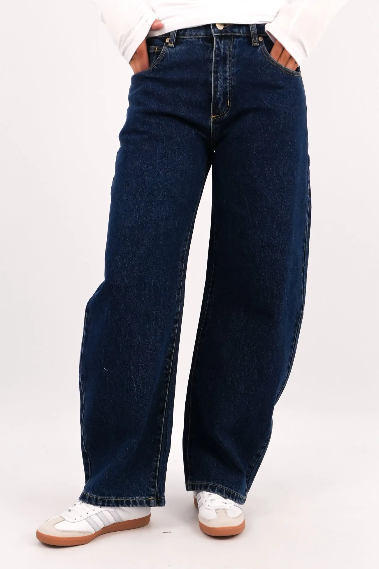 A 95 Barrel Jean Tara Belt Loop Reinforcement
