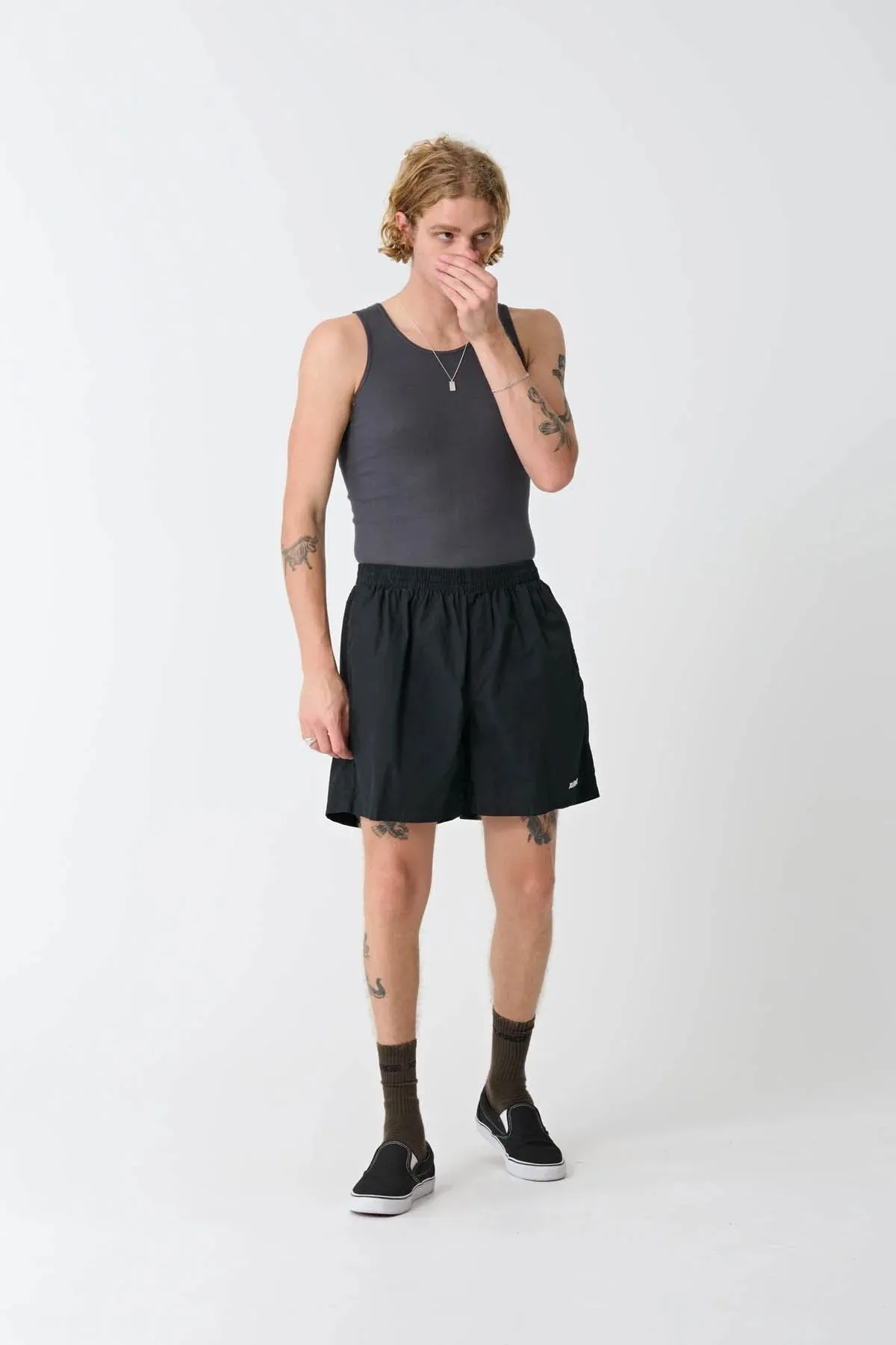 Warm Weather Style SeamlessConstruction 91 Stock Beachshort Black