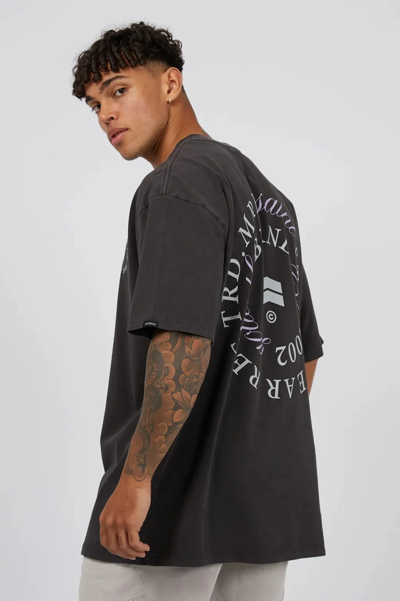 Spiral Tee Washed Black Fashion Forward