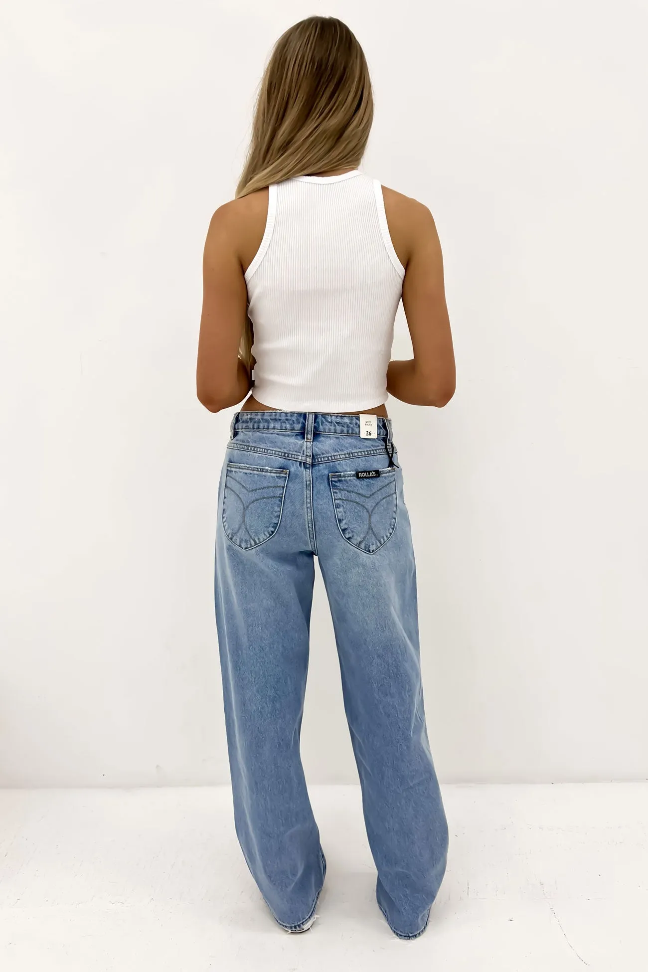 Kate Baggy Jean 90s Blue Light Outfit