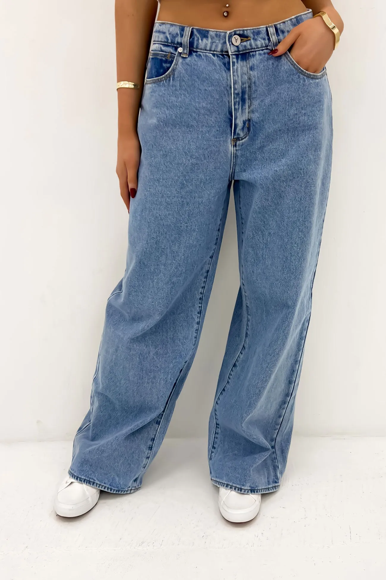 Travel Style A 95 Super Baggy Jean Gigi