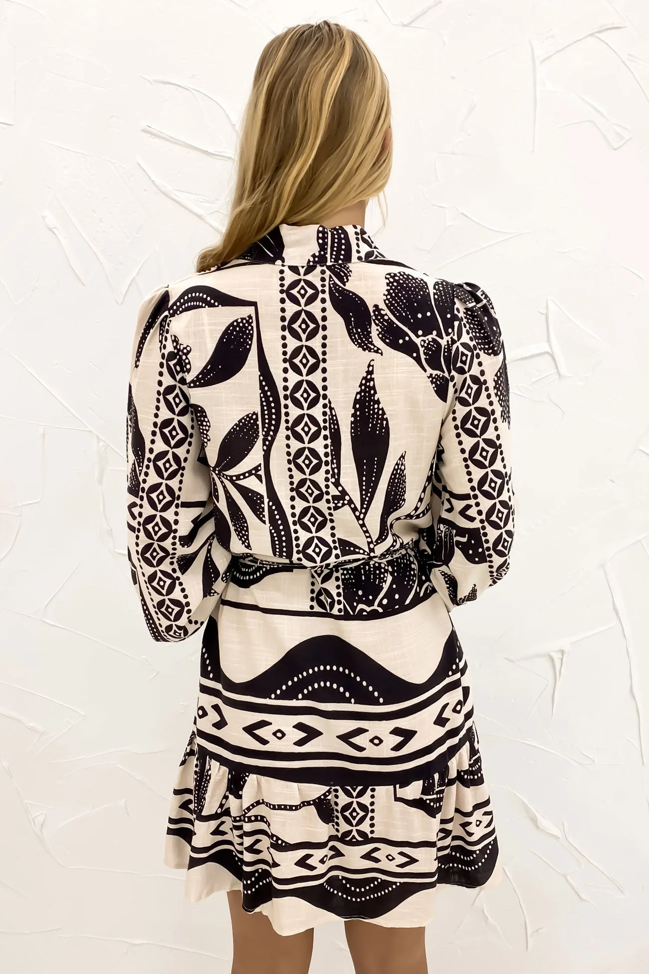 relaxed shape Mid layer Ida Mini Dress Cyra