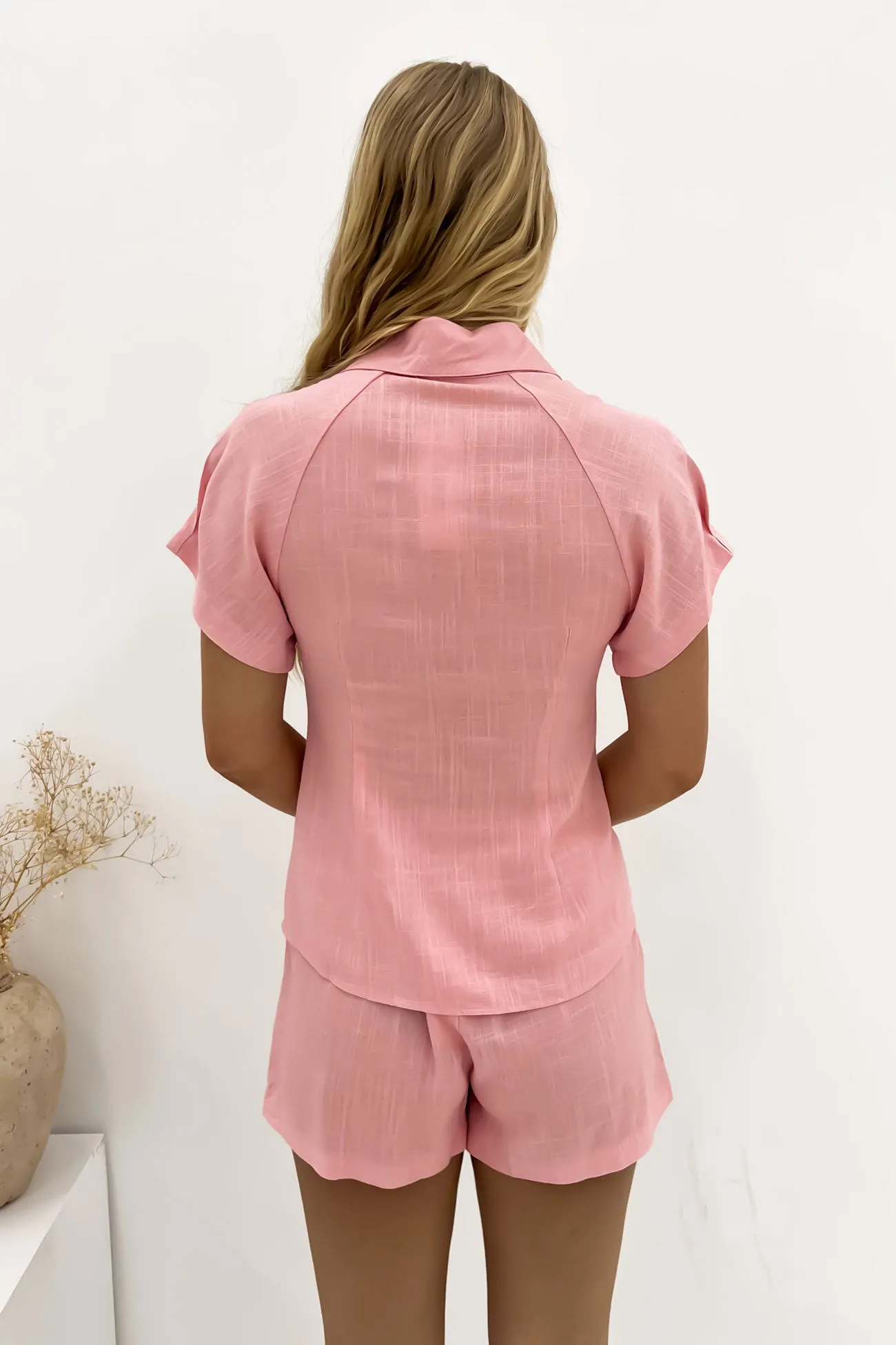 Reinforced Side Vents Subtle pattern Jayde Shirt Pink