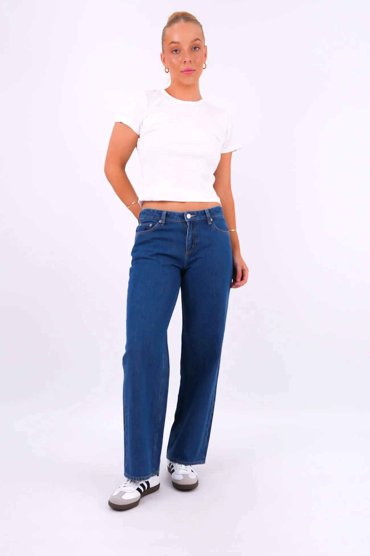 Timeless Fashion City Approved Low Baggy Jean Blue Quarter Petite