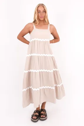 Romantic Style Willa Maxi Dress Natural