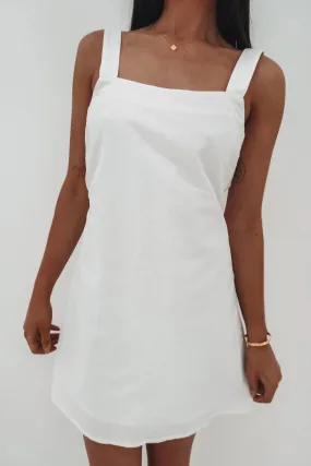 Willa Mini Dress White Relaxed fit wear Shape Retention