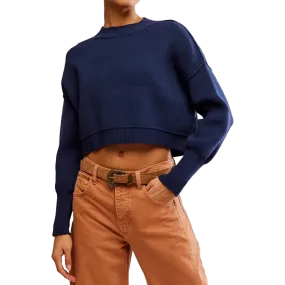 Knit Comfort Wear Versatile Layering Piece Women's Easy Street Crop Pullover