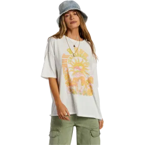 Stretchable Weave EasyCare Fabric Women's Take a Sun Trip Tee