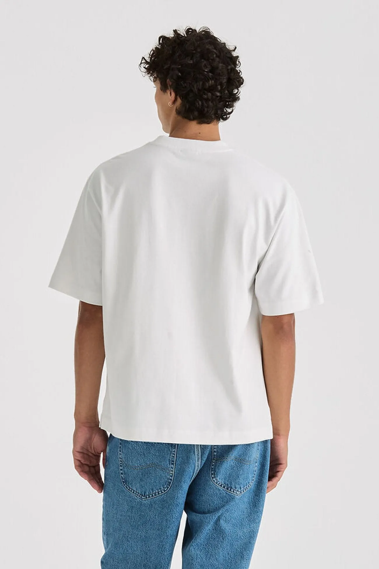 Floral freshness Worldwide Boxcutter Tee White