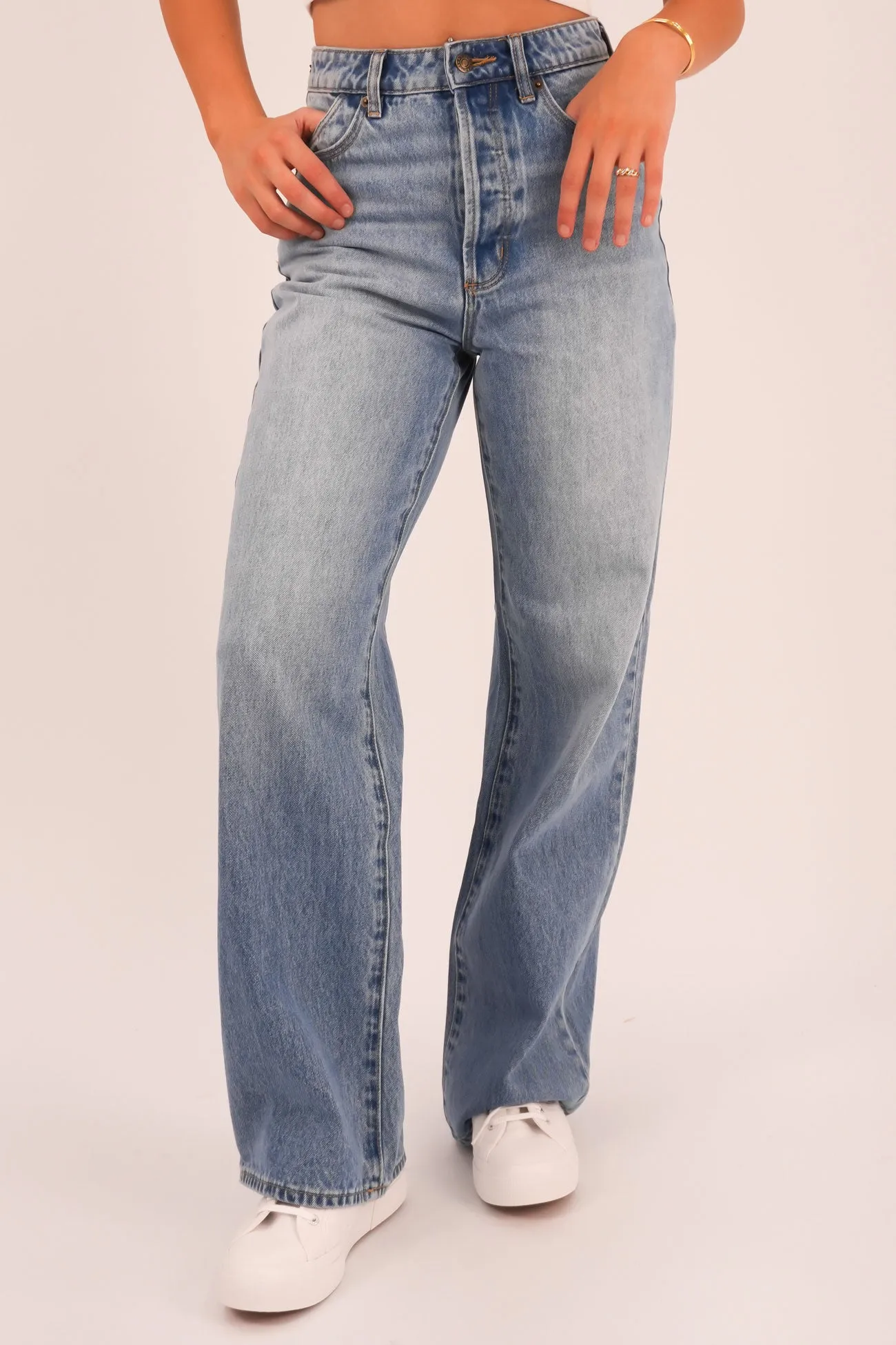 Refined Detail Stevie Relaxed Jean Brad Blue