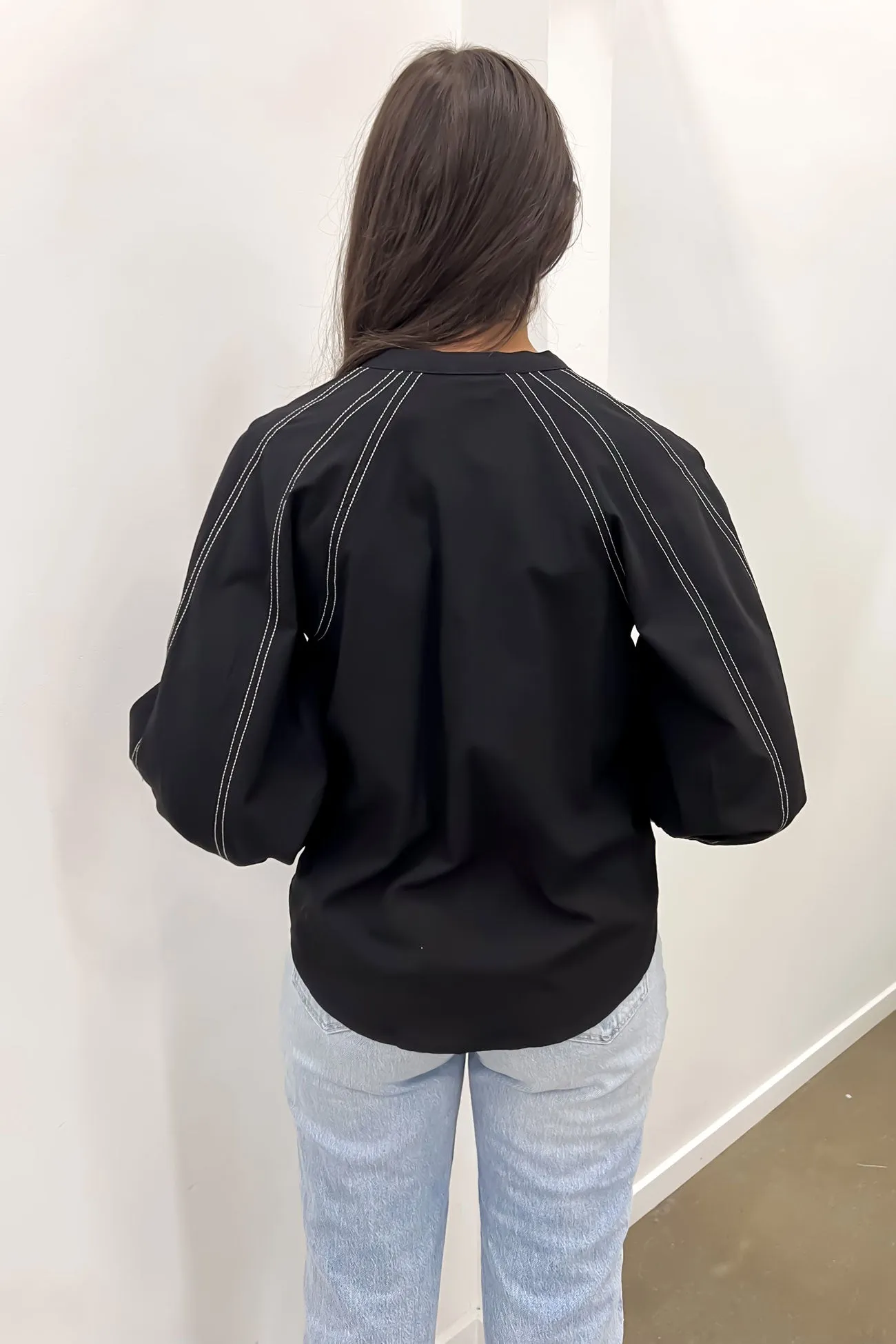 Rylah Top Black Cuffed edge